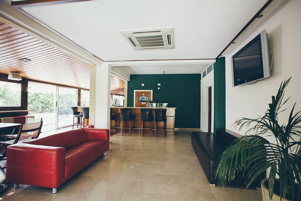 Vega Apartments Лимасол Екстериор снимка