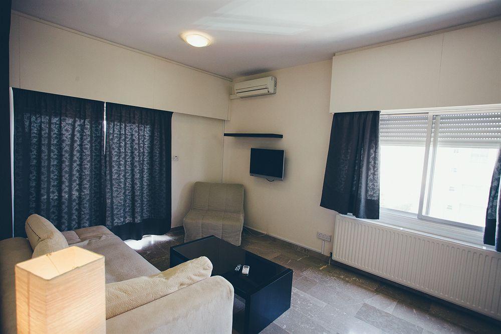 Vega Apartments Лимасол Екстериор снимка
