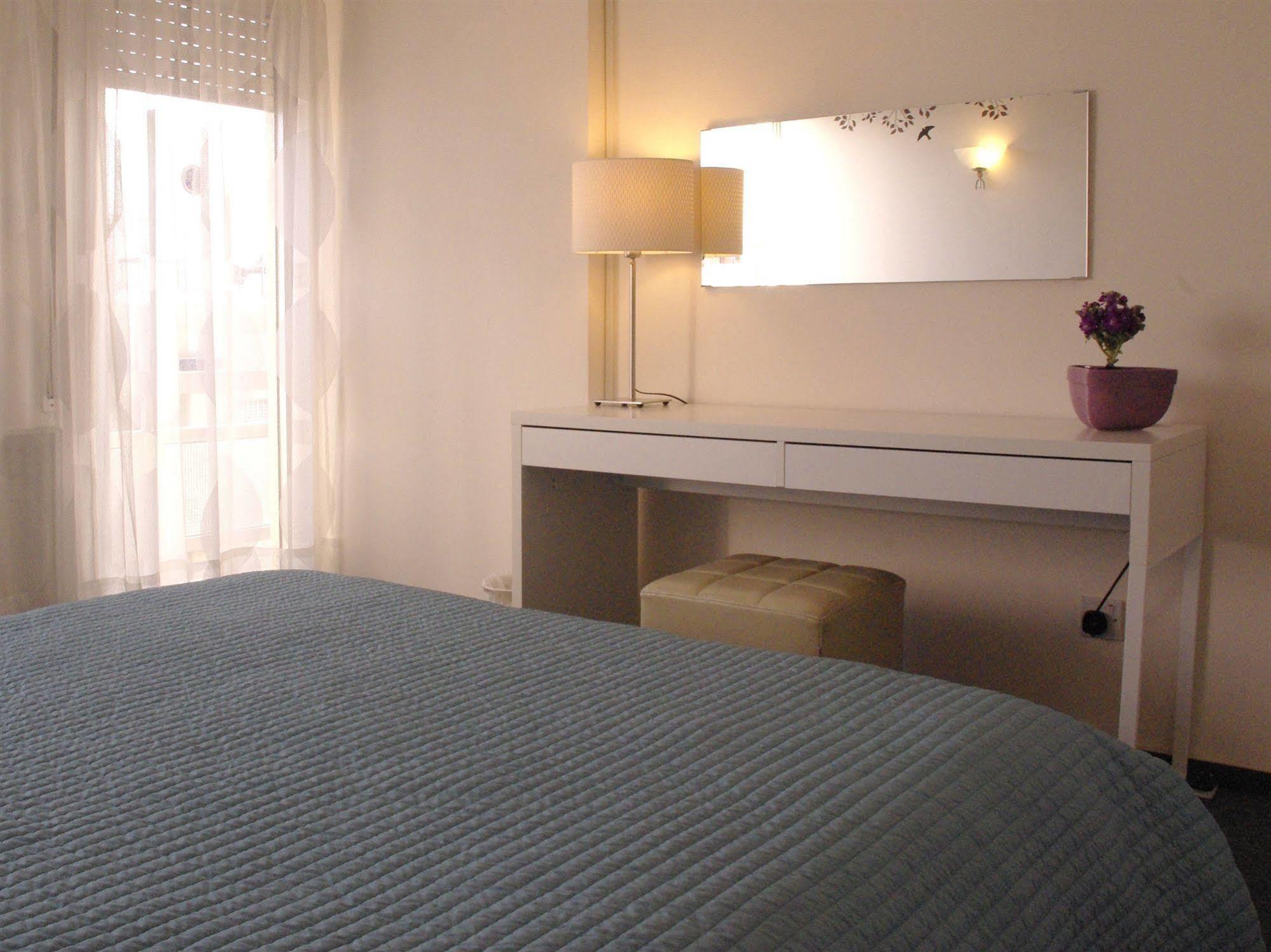Vega Apartments Лимасол Екстериор снимка