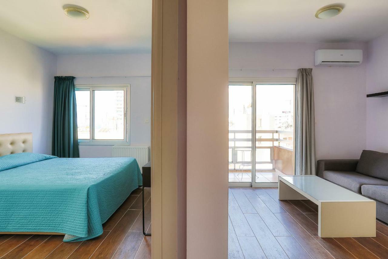 Vega Apartments Лимасол Екстериор снимка